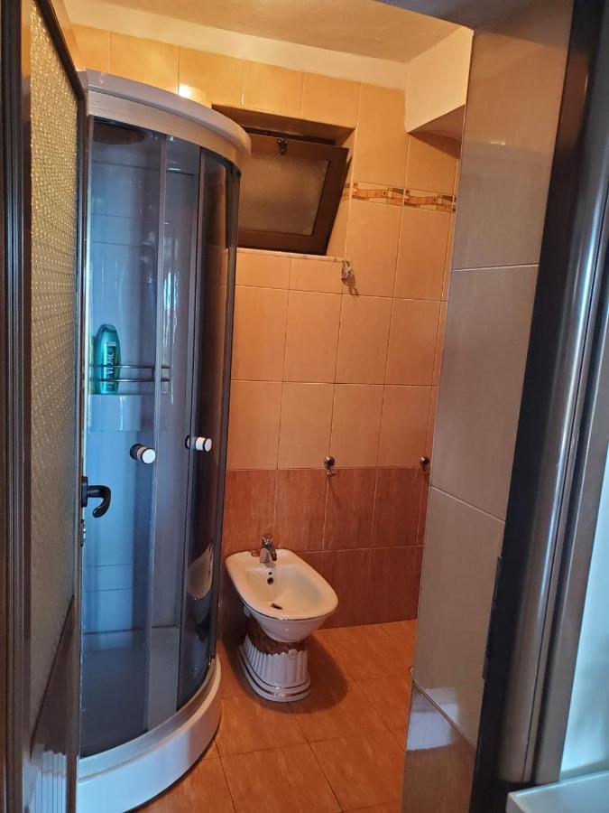 Lake Ohrid Guesthouse "Villa Valentina" 波格拉德茨 外观 照片